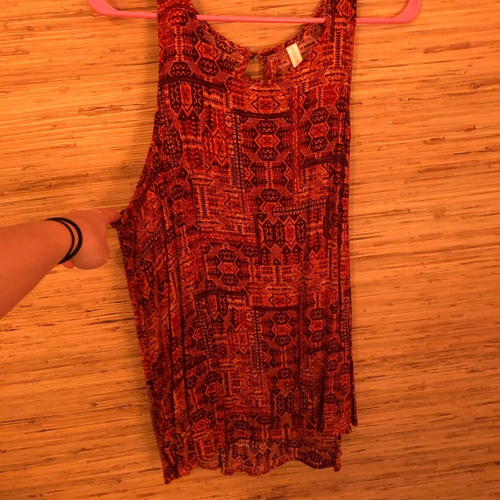 Red tank